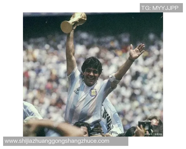 00年退役的足球球星回顾：巅峰时期的传奇与退役后的生活变迁