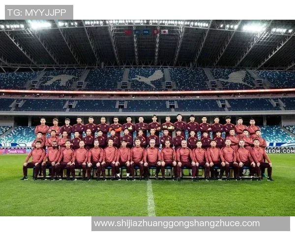 2025年中国足球明星排名前十：实力与潜力并存的球员们