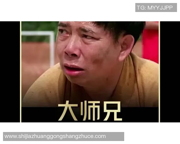 《少林足球星爷与阿强联手破敌妙技大比拼引爆全场笑点》
