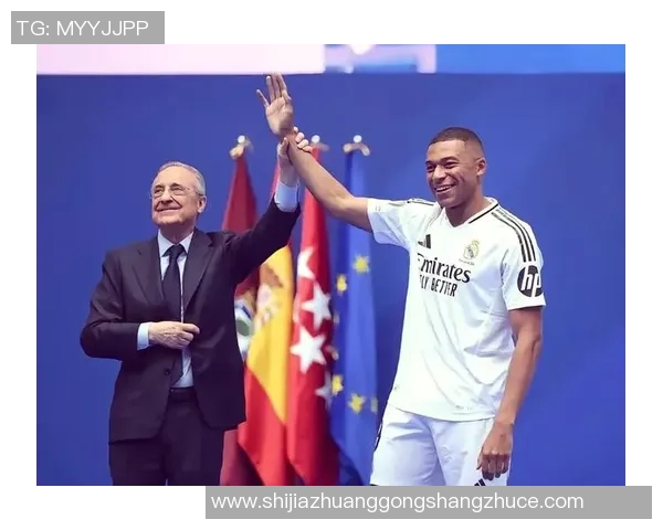 世界足球巨星齐聚一堂精彩合照展现不同风采与无尽魅力