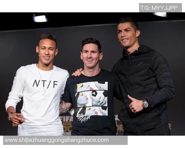 四大足球巨星风采尽现：梅西、C罗、内马尔、姆巴佩精彩瞬间集锦