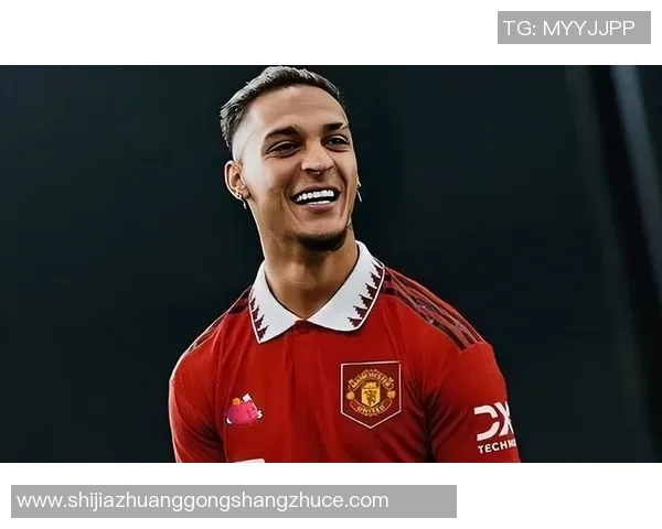 明星见到足球球星的激动心情如同梦想成真般热烈