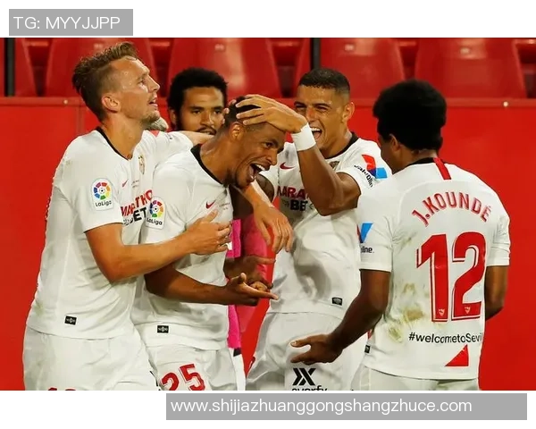 梅西鲁尼等传奇球星如何在足球低谷时期重燃全球热情