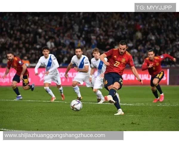 璀璨足球星空映照绿茵梦想群星闪耀辉映永恒激情